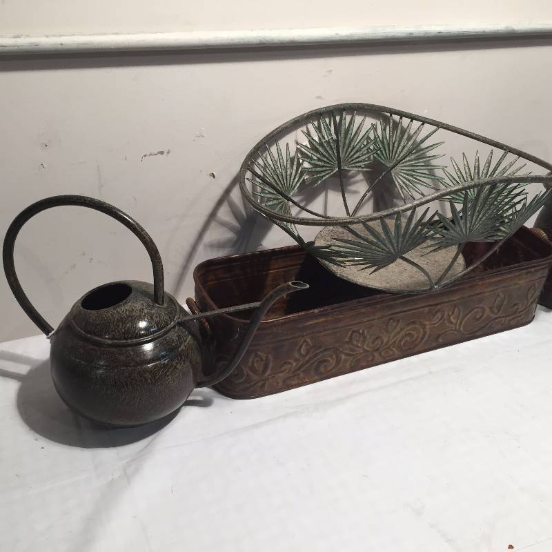 NEW TIN HOME DECOR
