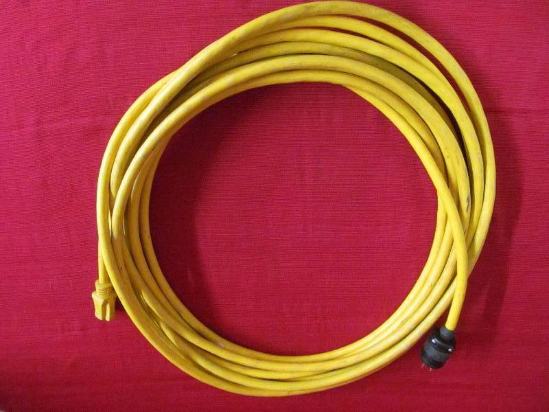 lot 43 image: extension cord