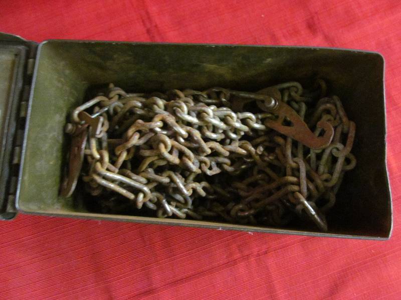 lot 50 image: tire chains