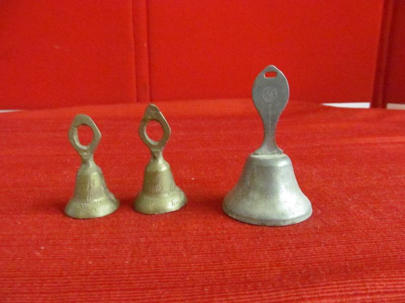 lot 59 image: vintage bells