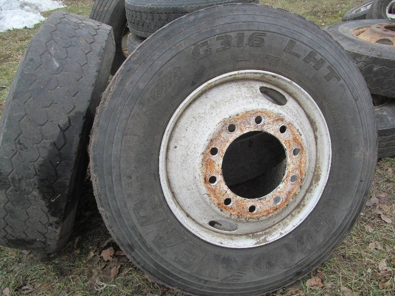 lot 65 image: wheeltire