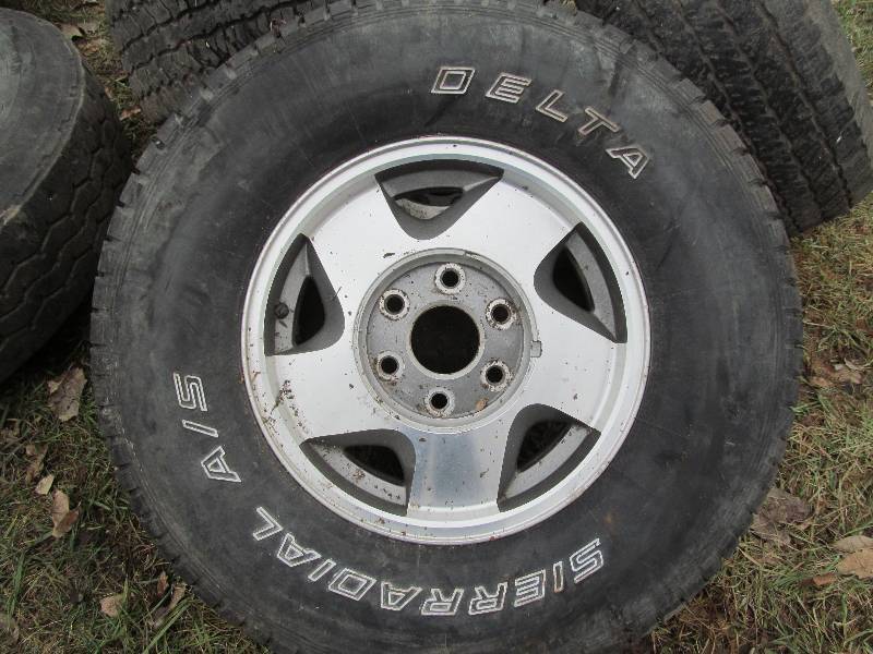 lot 68 image: wheeltire