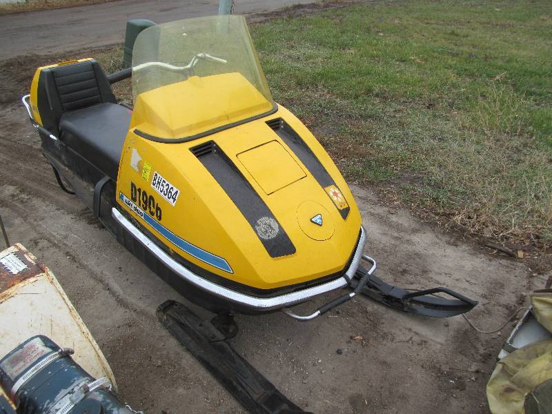lot 97 image: snowmobile