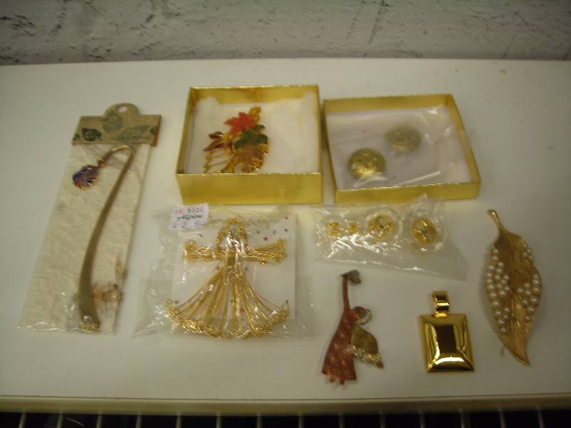 Lot Of Assorted Goldtone Jewelry