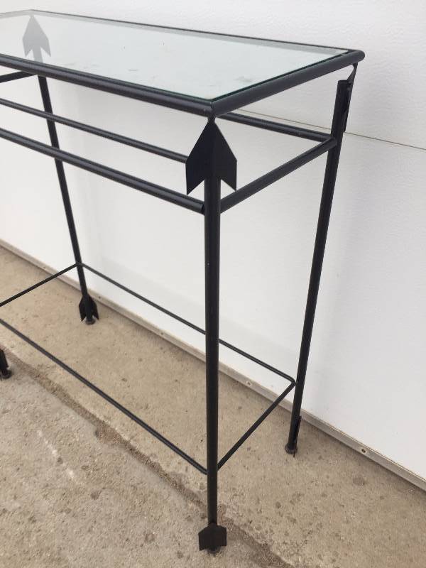 METAL TABLE WGLASS TOP