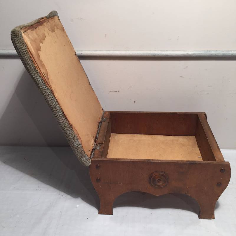 FOOT STOOL