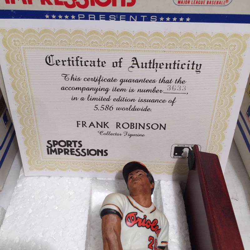 SPORTS IMPRESSIONS ,SUPER STAR FIGURINE COLLECTOR SERIES