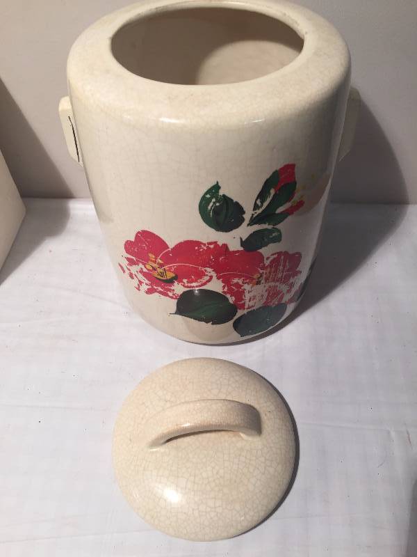 VINTAGE COOKIE JAR
