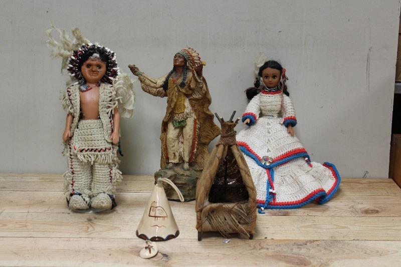 Native American Dolls
