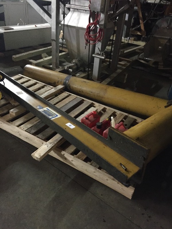 Jib crane with trolley hoist