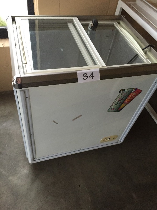 Small display freezer