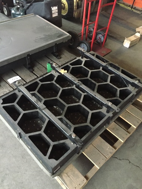 Heavy tables