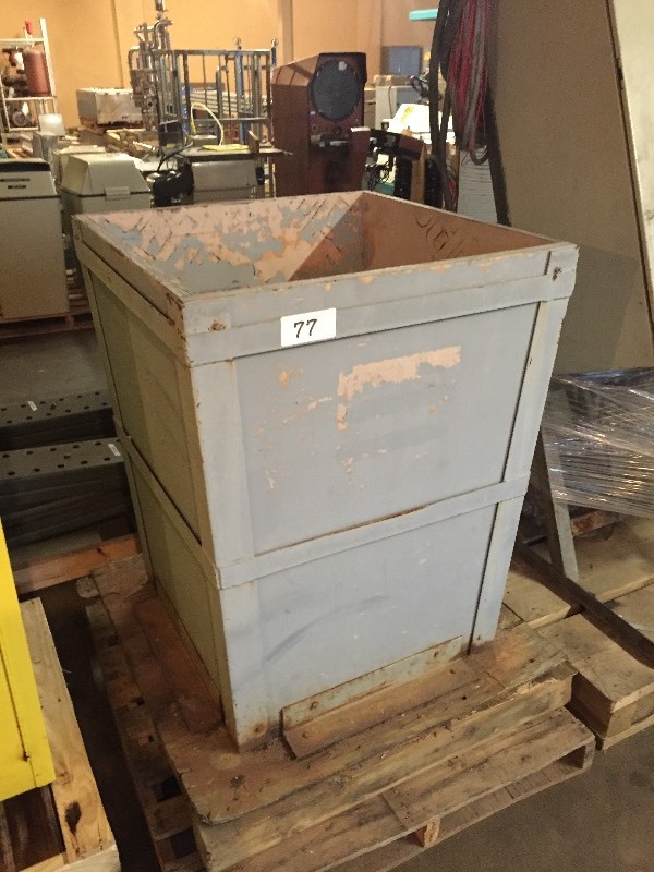 Steel banded container