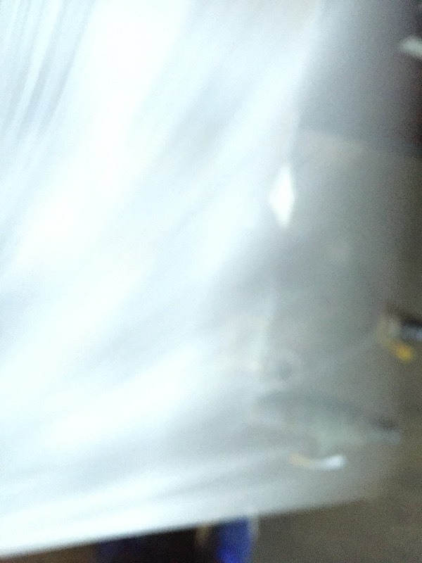 2 fluorescent lights