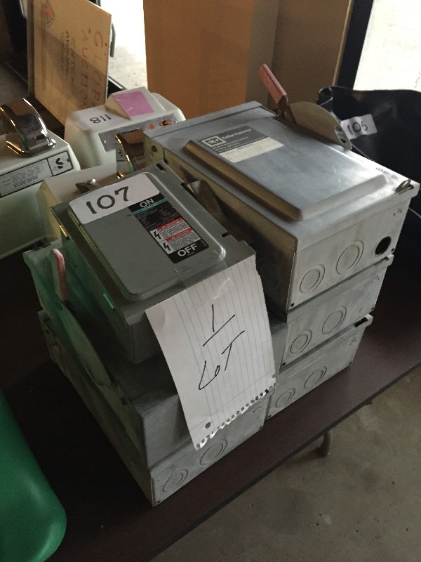 Lot of electrical