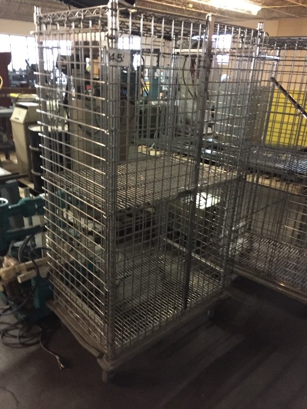 Metal tool cage