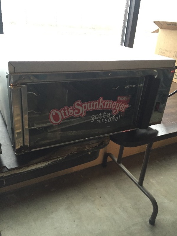 Commercial oven