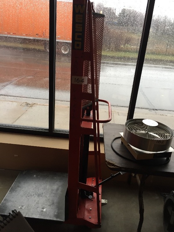 Wesco lifting table