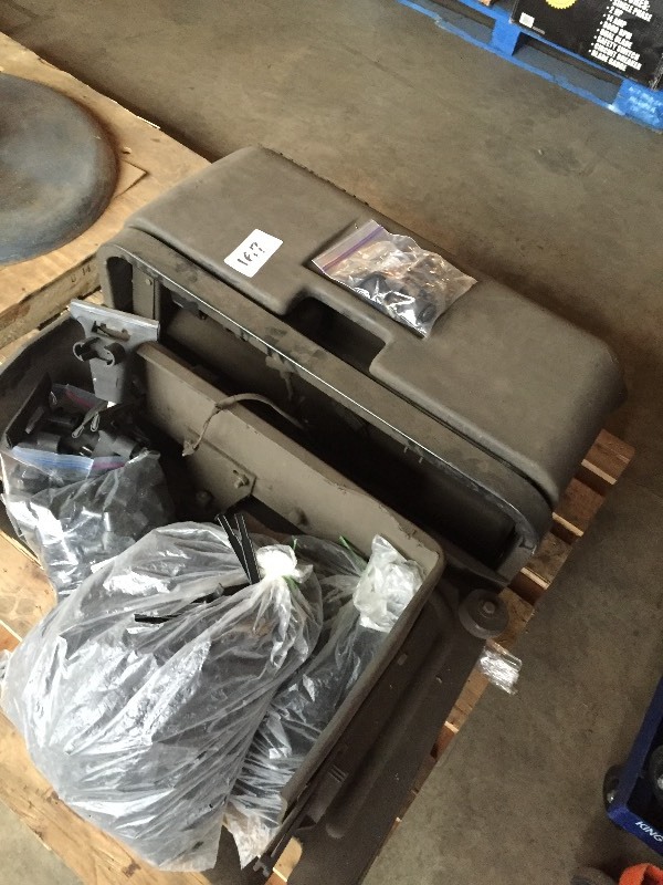 Pallet lot