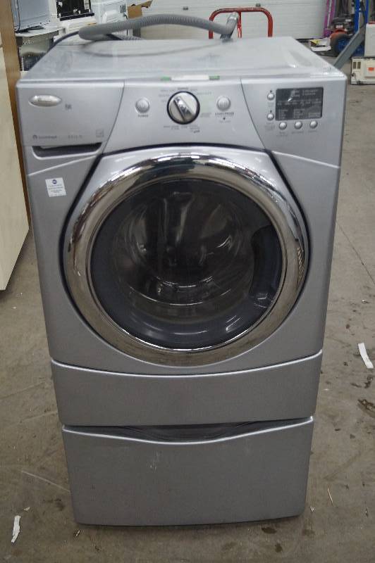 lot 3 image: Whirlpool Duet Washer with Pedestal Drawer