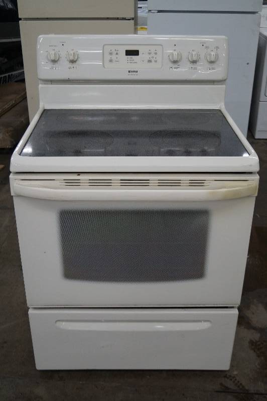 lot 19 image: Kenmore Oven