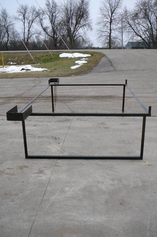 lot 1 image: Ladder Rack 66 Front - 67 12 Rear 96 Long