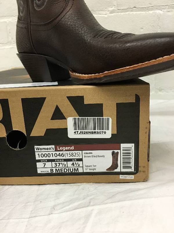 lot 10 image: Ariat Womens Legend Brown Oiled Rowdy Boot size 7 retail $159