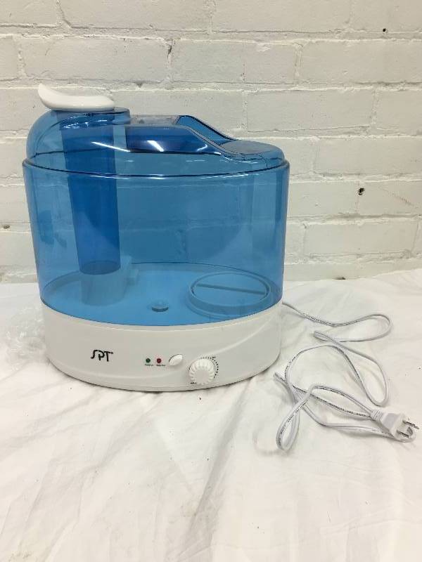 lot 15 image: SPT 2 Gallon Ultrasonic Humidifier