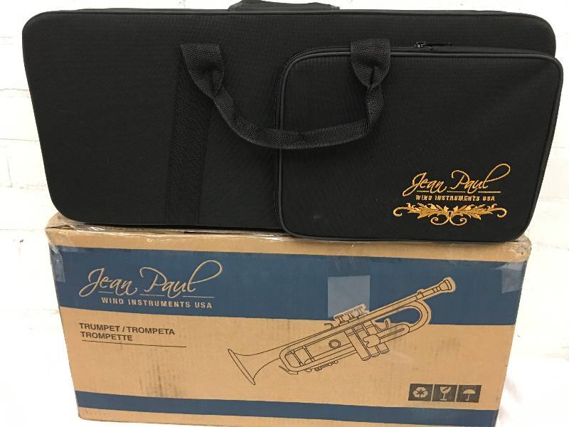 lot 48 image: Jean Paul USA TR-330 Trumpet with Case retail $230