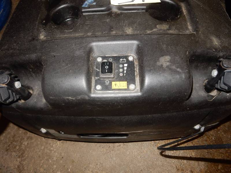 Clarke BSW 28 Floor Scrubber.. Electric