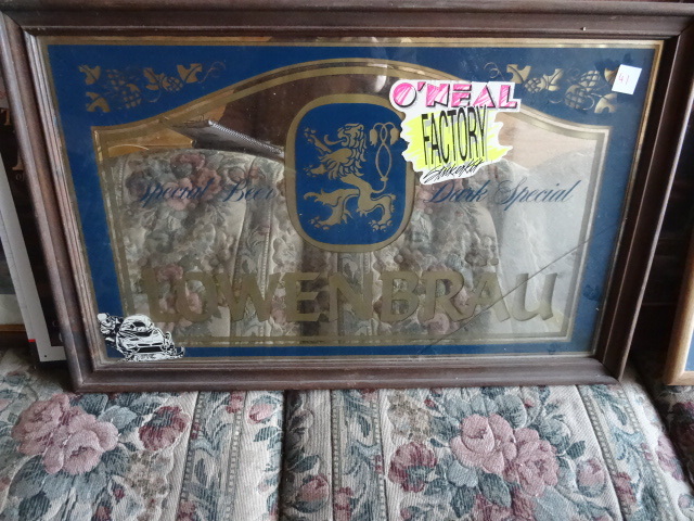 lot 41 image: Lowenbrau Beer Mirror