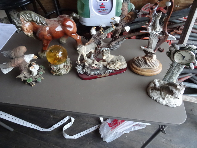 lot 68 image: Eagle, Wolf, and Horse Figurines