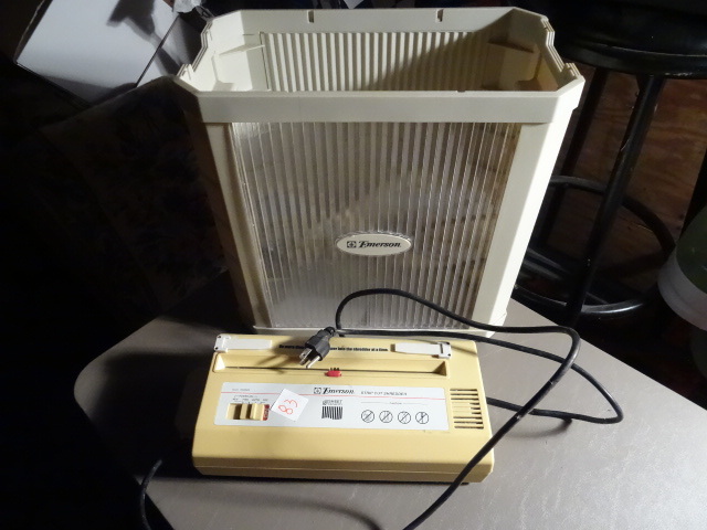 lot 83 image: Emerson Paper Shredder