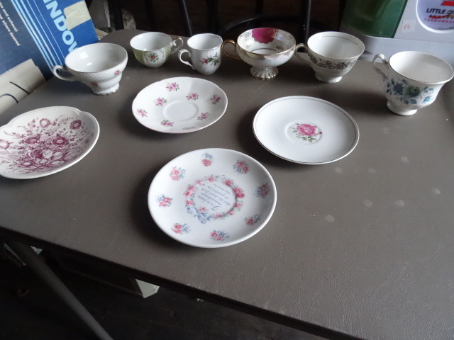 lot 119 image: Assortment of Different Tea Cups