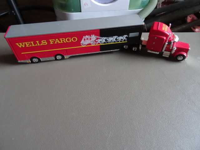 lot 154 image: Wells Fargo Collector Semi