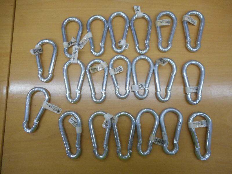 Box Of Unused 38x315# Spring Link...