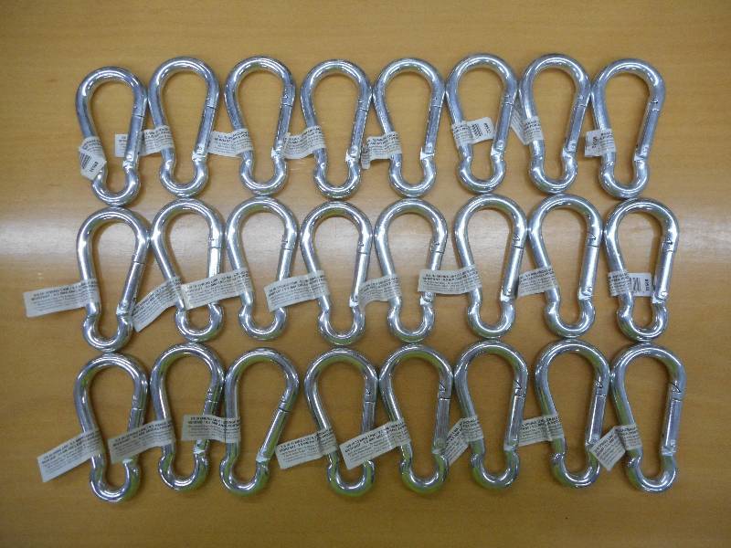 Box Of Unused 38x315# Spring Link...