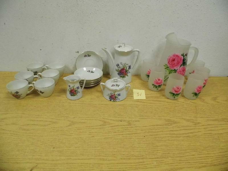 Handpainted Pitcher & Glasses - Tea Set