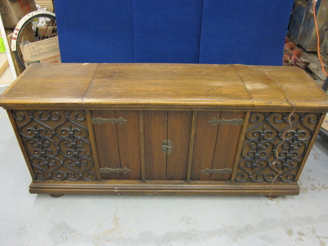 Stereo Console