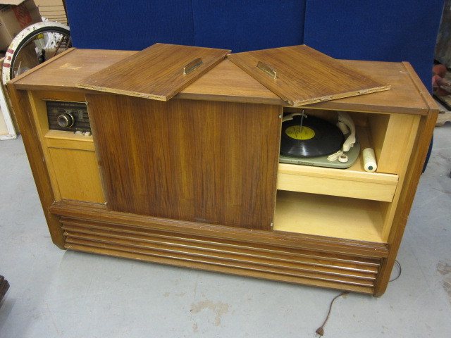 Stereo Console