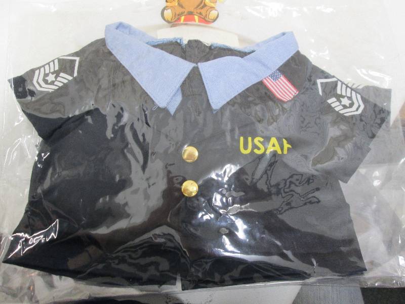 BUILD A BEAR OUTIFTS (FITS BEAR FAC...