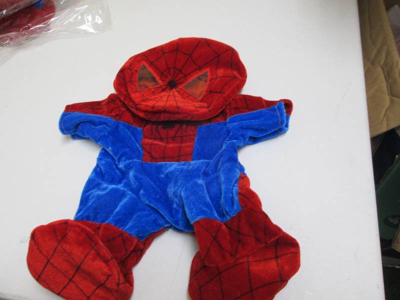 BUILD A BEAR OUTIFTS (FITS BEAR FAC...