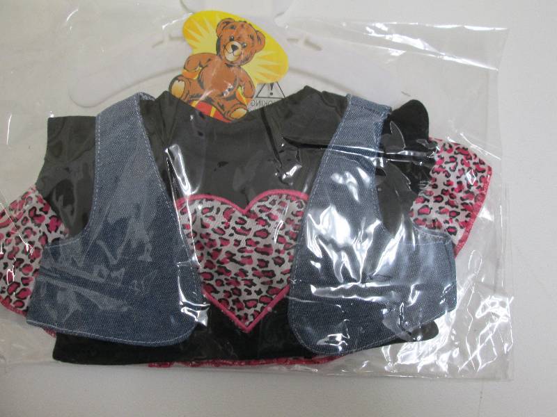 BUILD A BEAR OUTIFTS (FITS BEAR FAC...