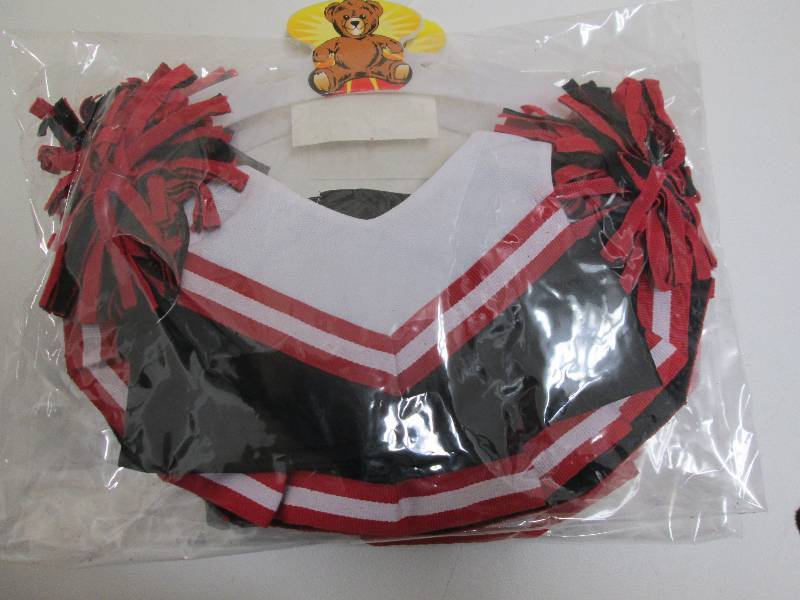 BUILD A BEAR OUTIFTS (FITS BEAR FAC...