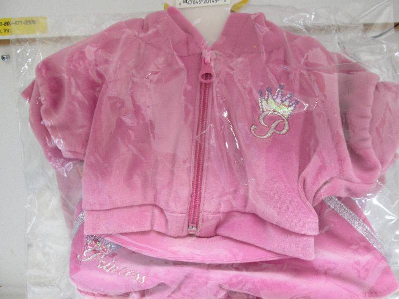 BUILD A BEAR OUTIFTS (FITS BEAR FAC...