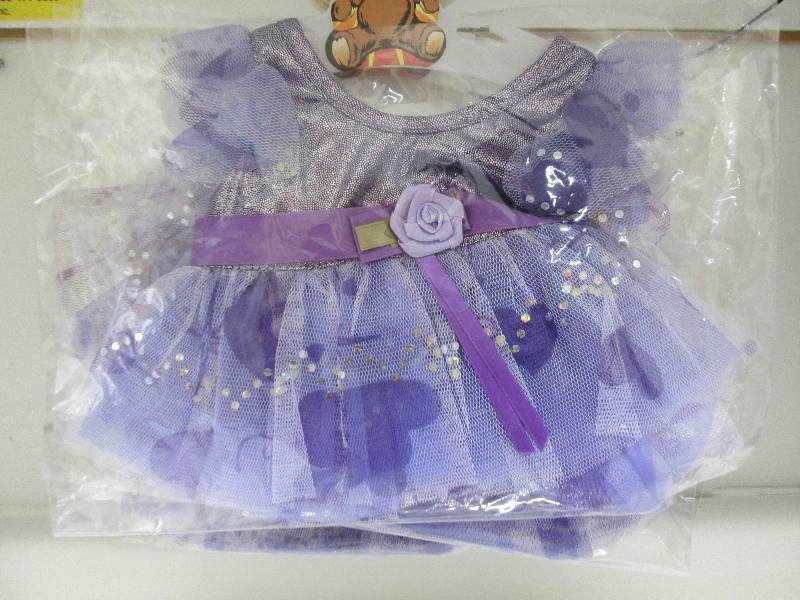 BUILD A BEAR OUTIFTS (FITS BEAR FAC...