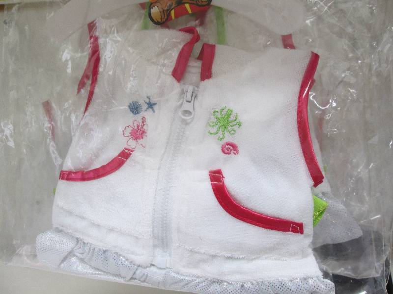 BUILD A BEAR OUTIFTS (FITS BEAR FAC...