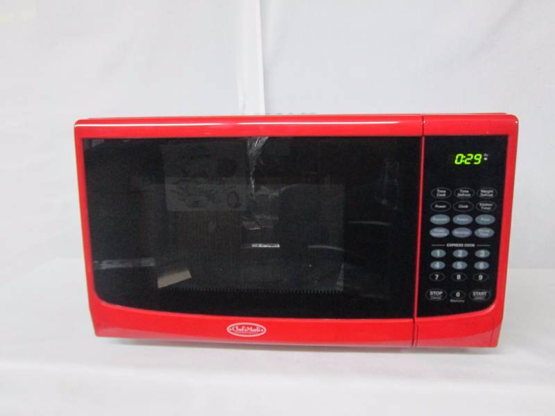 lot 36 image: Chefs Mark 0.9 cu. ft. 900-Watt Microwave