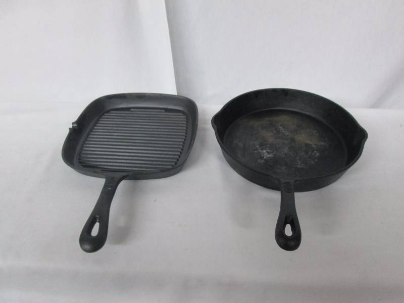 lot 55 image: Chefs Mark Pre-Seasoned Cast Iron Set