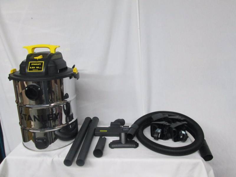 lot 30 image: Stanley 10-Gallon WetDry Shop Vac